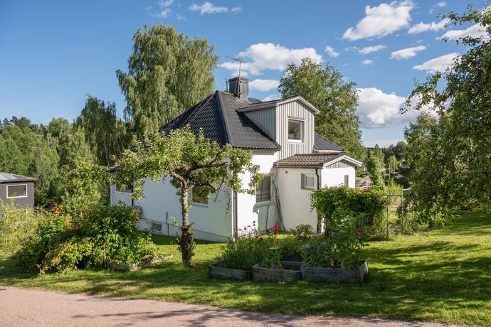 Norra Villagatan 18, Slottsbron, Grums kommun