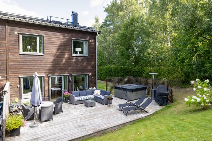 Lakevägen 32H, Ekeby-Almby, Örebro kommun