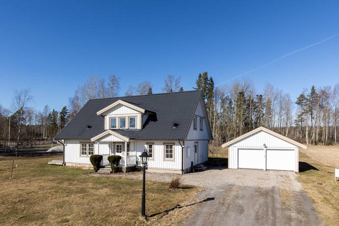 7 rum Villa på Hidingsta 822 Örebro kommun - bild 39