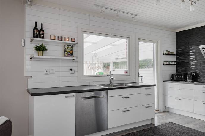 7 rum Villa på Runhällsgatan 15 Enköpings kommun - bild 12
