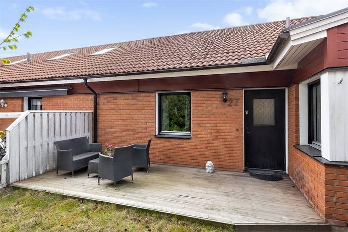 4 rum radhus på Skogsmyragatan 27 Gånsta, Enköpings kommun - bild 3