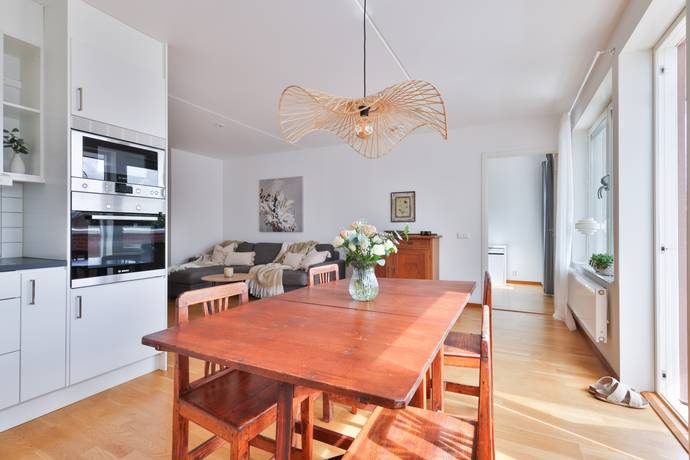 3 rum lägenhet på Gamla flygplatsvägen 32E Torslanda Amhult, Göteborgs kommun - bild 3