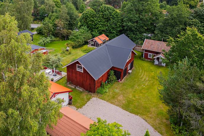 4 rum vinterbonat fritidshus på Brukskvarnsallén 2 Läppe, Vingåkers kommun - bild 3