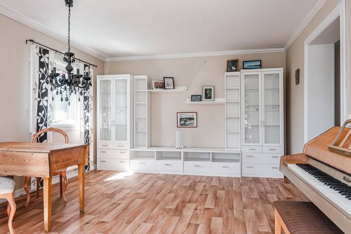 Gård med jordbruk på Näset 255 Näset Ragunda kommun - bild 14