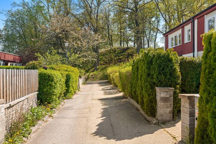 5 rum Radhus på Storskiftesvägen 22 Botkyrka -  Alby Botkyrka kommun - bild 40