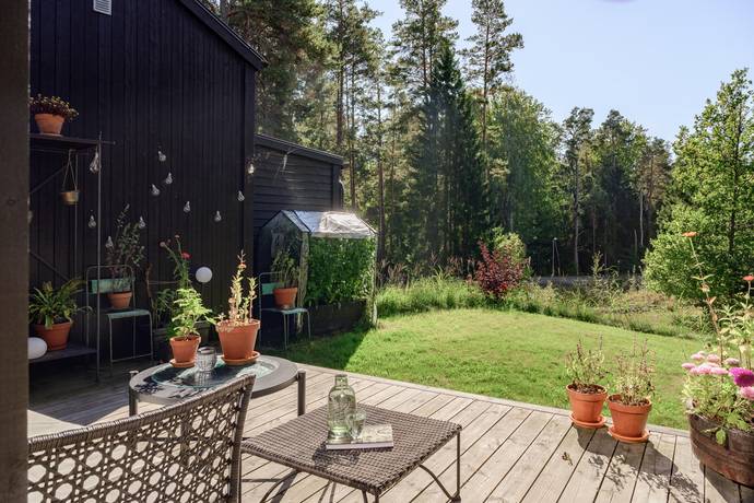 1 rum lägenhet på Mörtnäsvägen 10A Mörtnäs, Värmdö kommun - bild 2