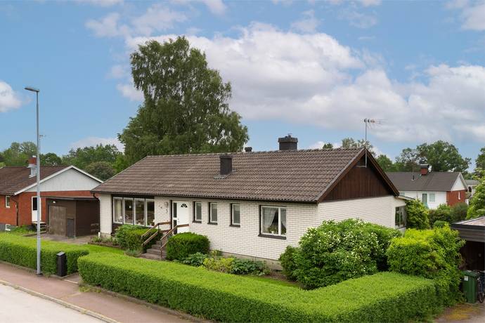 5 rum villa på Blåeldsvägen 5 Fallebo, Oskarshamns kommun - bild 1