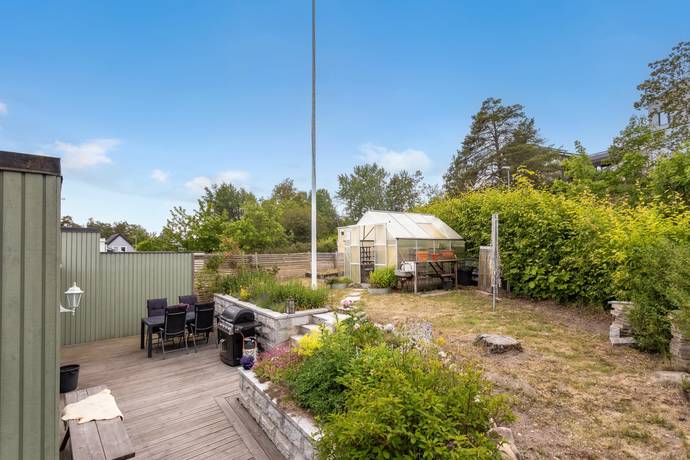 4 rum Radhus på Abborrvägen 22 Viksjö Hummelmora Järfälla kommun - bild 13