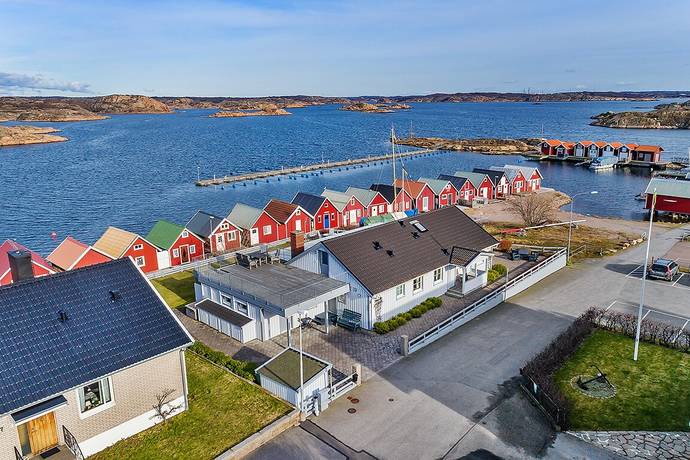 Sker du en mogen man med en XL utrustning s r du vlkommen att hra av dig. Kille sker tjej Par sker kille som vill titta p. Hej r du en kille som gillar Sverige / Vstra Gtalands ln / Sotens Kungshamn Hunnebo Btkunnig Sker Knullkontakt sotens hunnebostrand - BodyContact