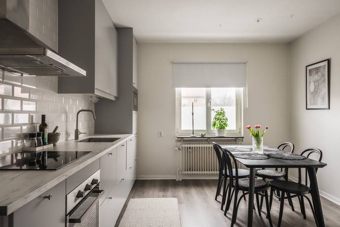 1 rum lägenhet på Gullregnsgatan 7C Brynäs, Gävle kommun - bild 1