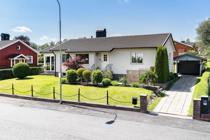 4 rum villa på Baldersgatan 4 Mossle, Värnamo kommun - bild 1