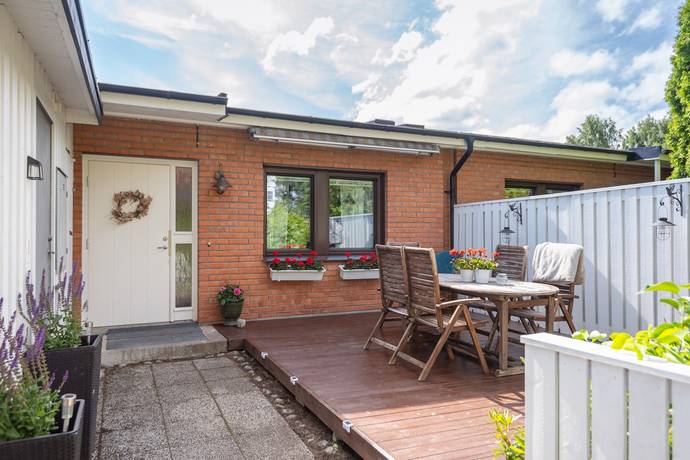 4 rum lägenhet på Borgholmsvägen 3 Granloholm, Sundsvalls kommun - bild 1