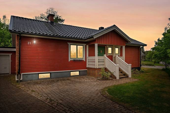 4 rum villa på Rågvägen 31 Häsängen, Karlskoga kommun - bild 2