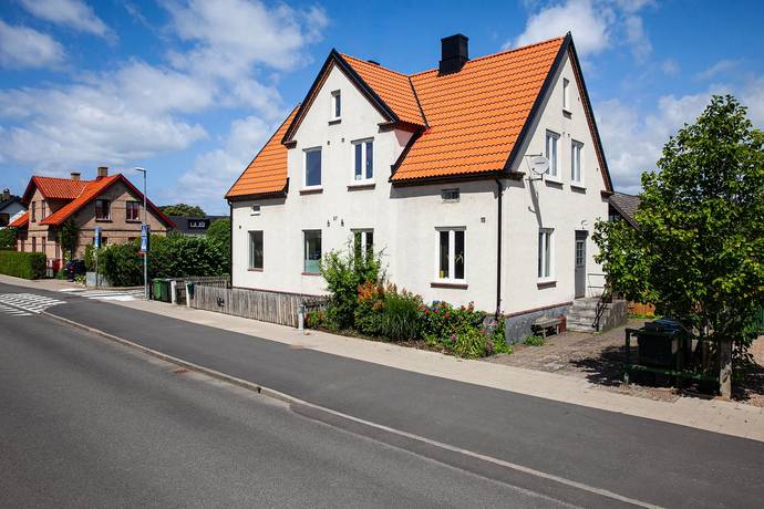 4 rum par-/kedje-/radhus på Långgatan 37A Höganäs, Höganäs kommun - bild 1