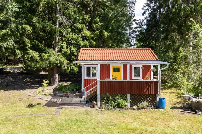 2 rum fritidshus på Sandbrovägen 68 Björklinge, Uppsala kommun - bild 1