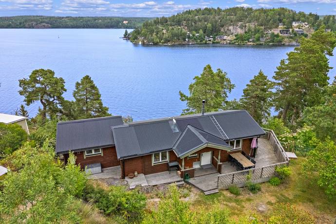 4 rum villa på Pilfinksvägen 11 Vattubrinken, Södertälje kommun - bild 1