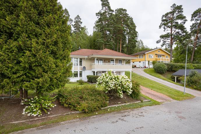 6 rum villa på Niklassvängen 2 C Edane, Arvika kommun - bild 2