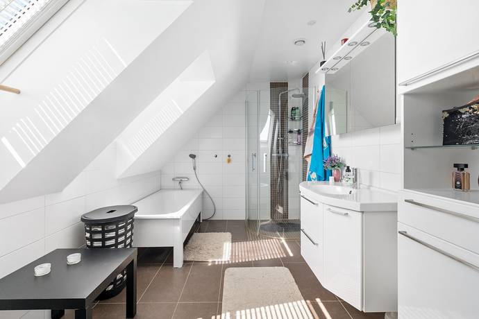 5 rum Villa på Tjädervägen 4B Sjöberg Sollentuna kommun - bild 18