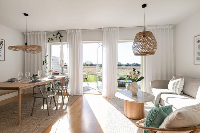 5 rum radhus på Ulsavilagatan 11D Ormesta, Örebro kommun - bild 2