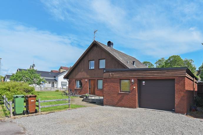 6 rum villa på Nygatan 1 Gustavsberg, Kristinehamns kommun - bild 2