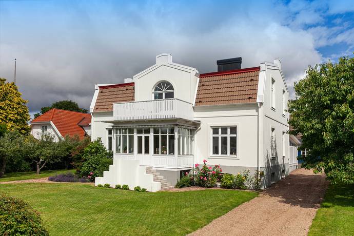 villa på Döbeliusvägen 7 Ramlösa, Helsingborgs kommun - bild 1