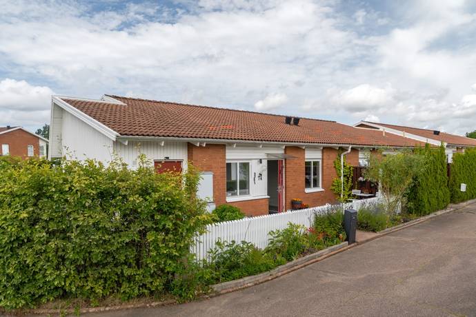 3 rum radhus på Fyrhögagatan 74 Bårslöv, Helsingborgs kommun - bild 1