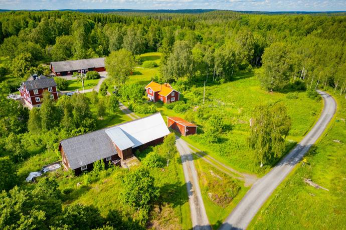 5 rum gård/skog på Ed Nissatorp 1 Bor, Värnamo kommun - bild 4