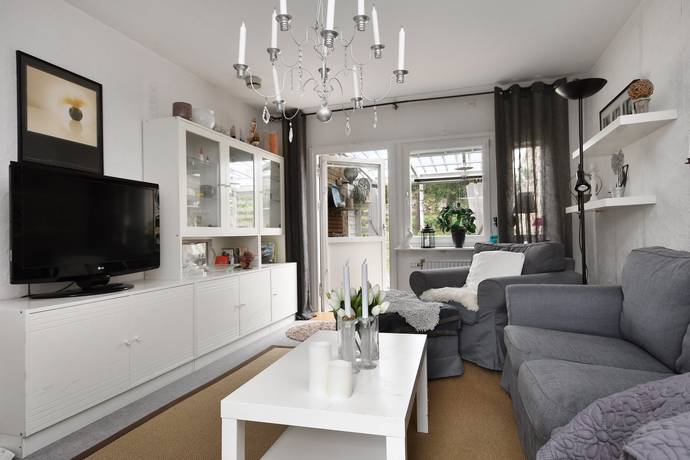 3 rum Lägenhet på Åbylundsvägen 63 Västerhaninge Haninge kommun - bild 2