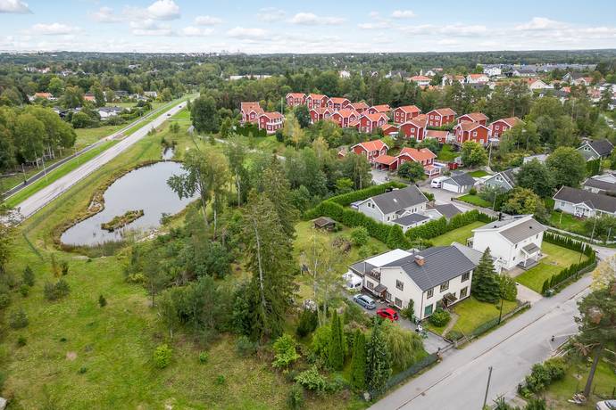 1.5 rum Par-/kedje-/radhus på Klavebacken 21C Skogås Huddinge kommun - bild 16
