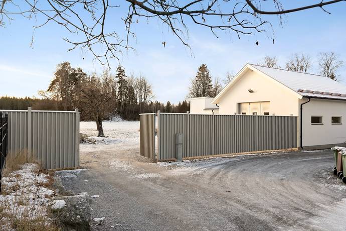 7 rum Villa på Almungevägen 104 Norrsunda-Skånela Upplands Väsby kommun - bild 73