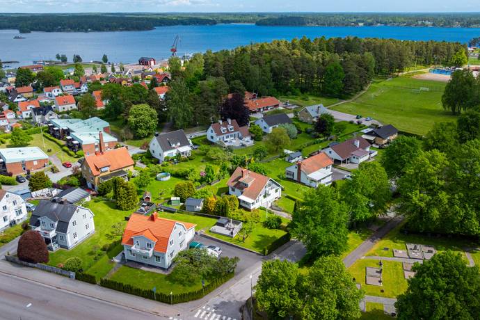 8 rum Villa på Södra Kyrkogårdsgatan 3 Örnäs Åmåls kommun - bild 16