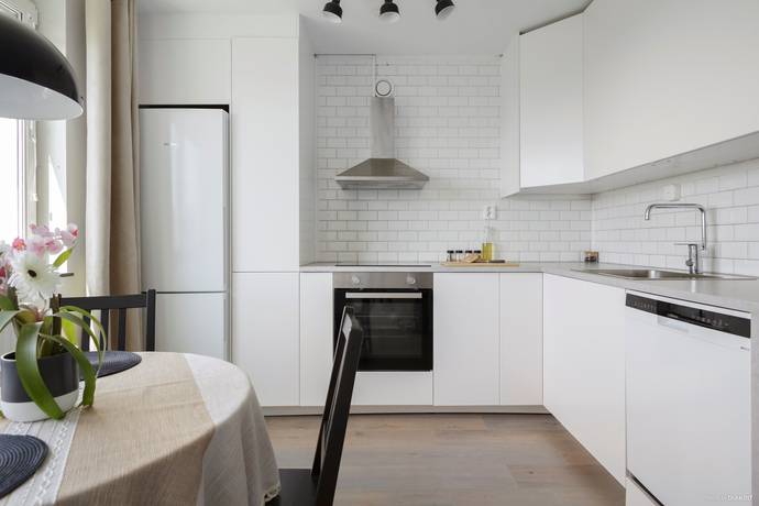 1 rum lägenhet på Henriksdalsringen 111 Henriksdalsberget, Nacka kommun - bild 1