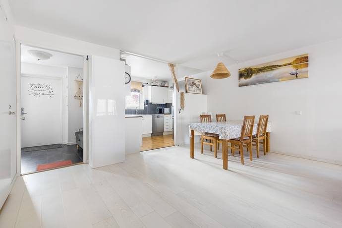 4 rum Lägenhet på Viktoriastigen 53 Bålsta - Centralt Håbo kommun - bild 8
