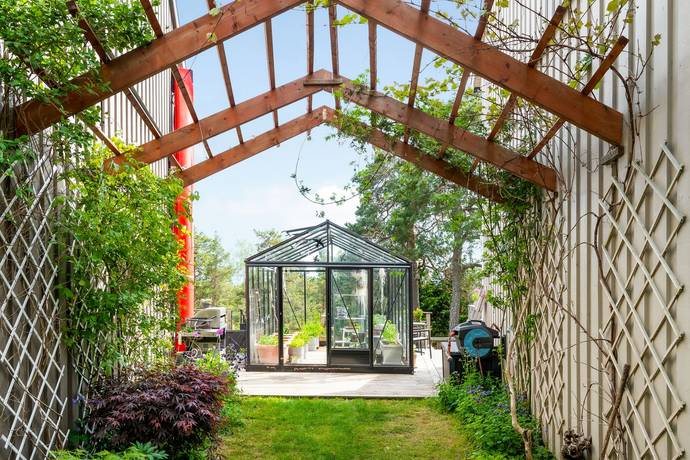 4 rum radhus på Storholmsvägen 364 Saltsjö-Boo, Nacka kommun - bild 1