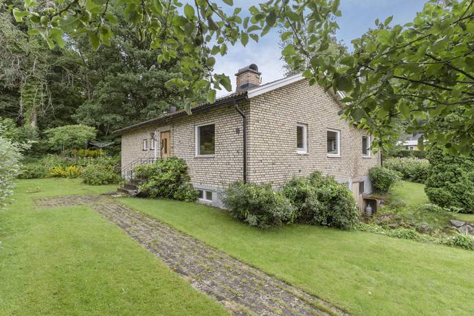 5 rum villa på Bergstigen 5 Vargön, Vänersborgs kommun - bild 1