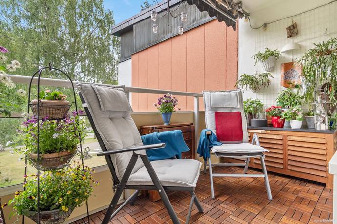 4 rum lägenhet på Björkbacksvägen 59 Tyresö Centrum, Tyresö kommun - bild 1