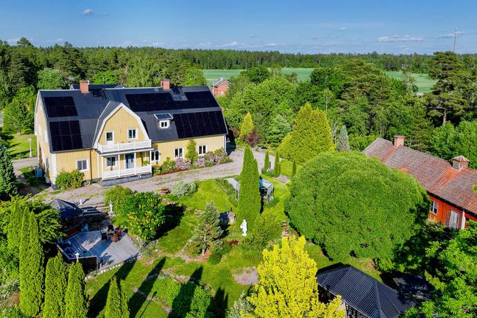11 rum villa på Lindsbro 124 Östervåla, Heby kommun - bild 3