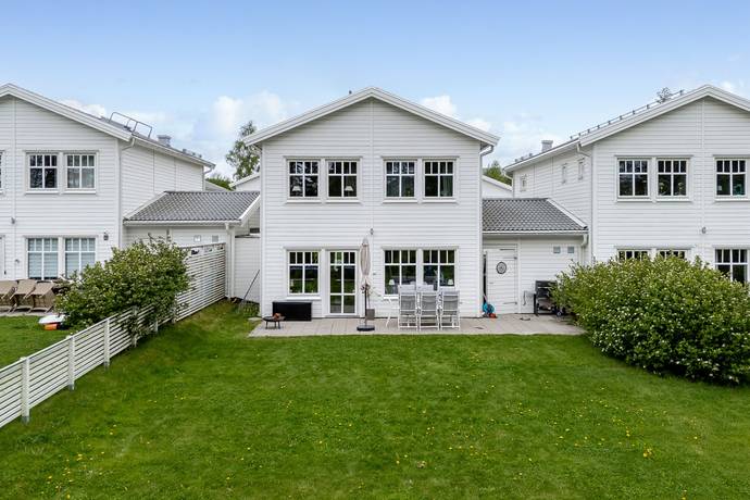 5 rum kedjehus på Britta Hazelius väg 14 Lilla Källviken, Falu kommun - bild 1