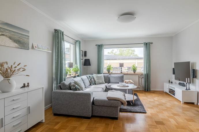 5 rum villa på Tallskogsvägen 22 Skoftebyn, Trollhättans kommun - bild 4