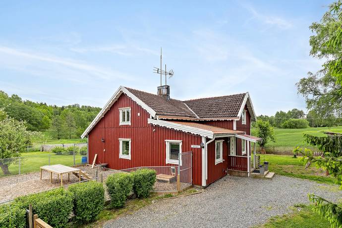 5 rum villa på Huluvägen 2 Berghem, Marks kommun - bild 2