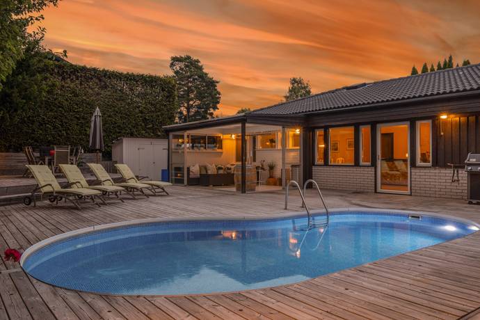 7 rum villa på Enstavägen 7 Ritorp, Södertälje kommun - bild 1