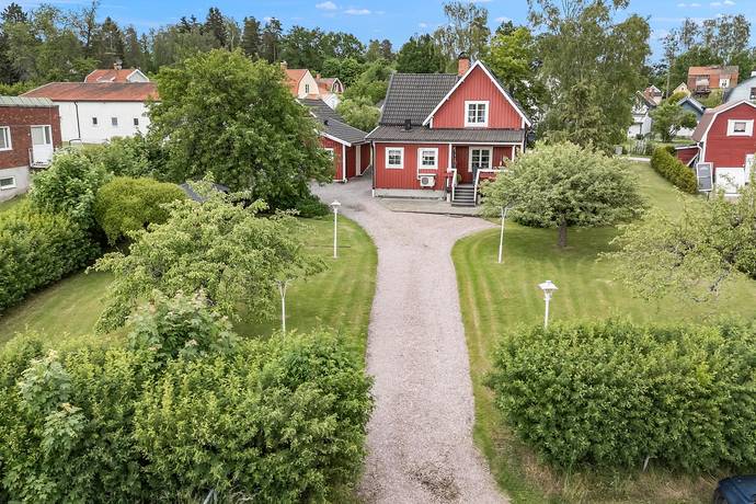 5 rum Villa på Lars Uno Lindbergs väg 3 Kolsva Köpings kommun - bild 25
