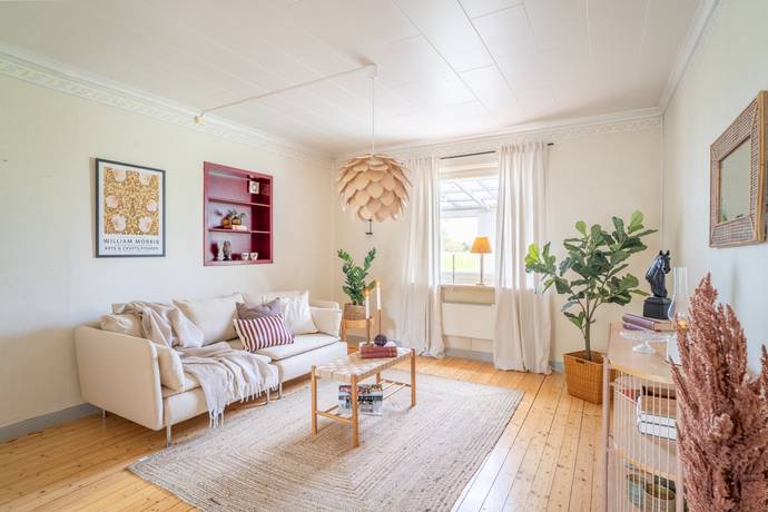 4 rum villa på Rosenforsvägen 54 Skogstorp, Eskilstuna kommun - bild 1