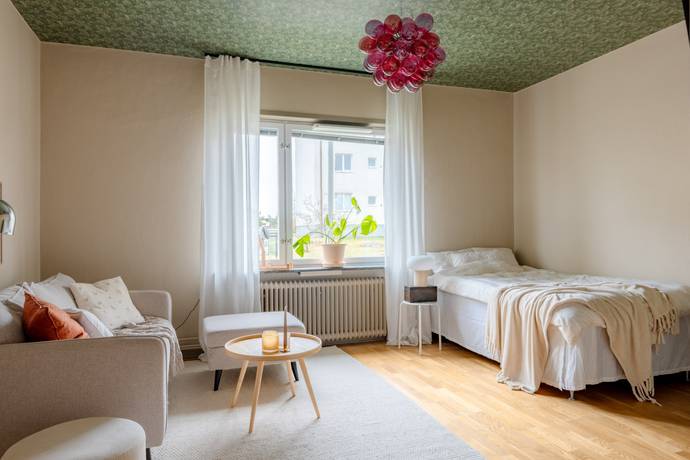 1 rum lägenhet på Bäckvägen 68B Midsommarkransen, Stockholms kommun - bild 4