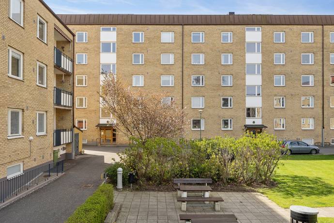 2 rum Lägenhet på Trollsjögatan 2A Eslöv Centralt Eslövs kommun - bild 12
