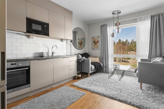2 rum lägenhet på Hanvedens allé 37 Rikstens Friluftsstad, Botkyrka kommun - bild 2