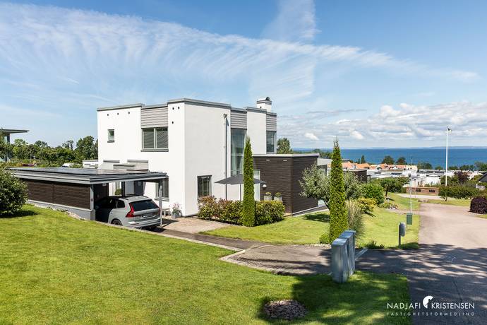 5 rum villa på Slåttervägen 9 Båstad Väster, Båstads kommun - bild 1