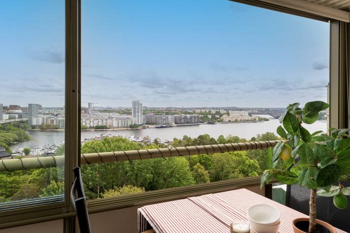 3 rum lägenhet på Johan Enbergs väg 9, vån 10/10 Västra Skogen, Solna kommun - bild 2
