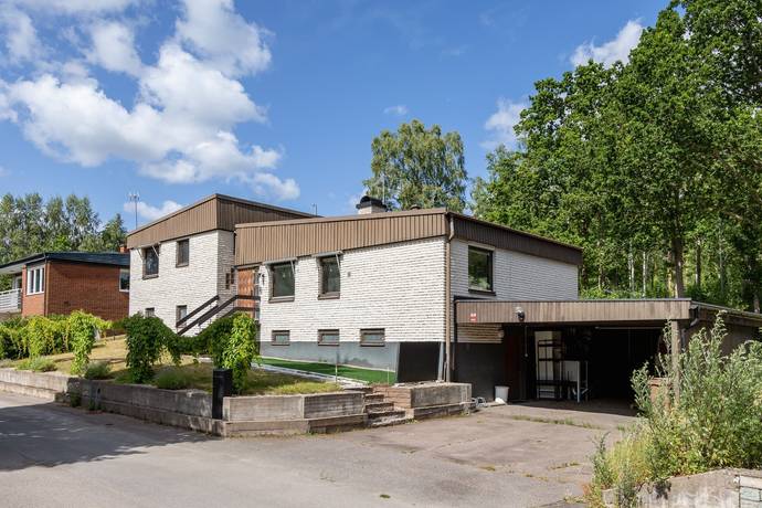 6 rum villa på Vitsippestigen 5 Blomstermåla, Mönsterås kommun - bild 2
