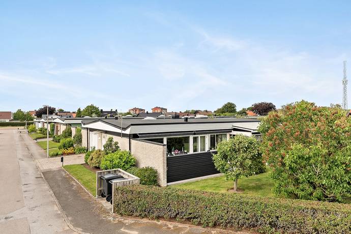 3 rum radhus på Tenorgatan 2 Musikkvarteren, Laholms kommun - bild 1